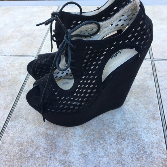 Charlotte Russe Shoes - Charlotte Russe black shoes size 8